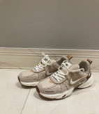 کفش کتانی مردانه زنانه نایک وی تو کی وکیوم موکا | NIKE V2K Cushlon